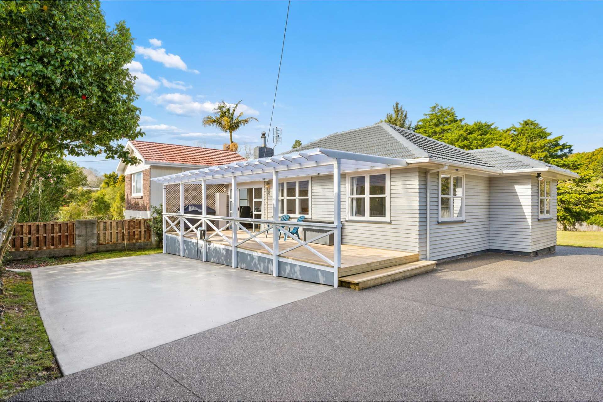 526 West Coast Road Oratia_0