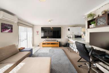 1/15 King Street_3