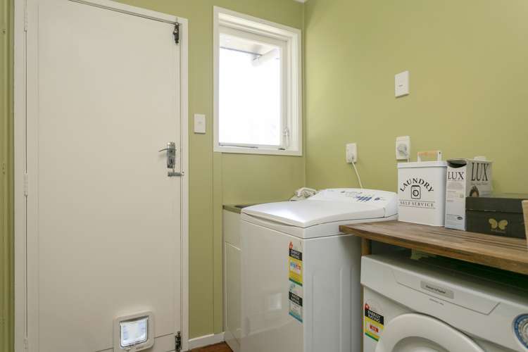 27 Hinemoa Avenue Taupo_22