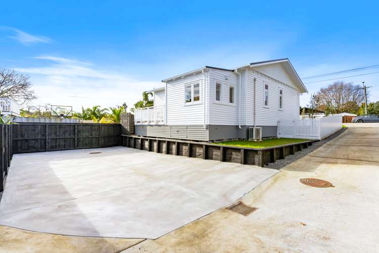 82 Lancaster Road Beach Haven_22