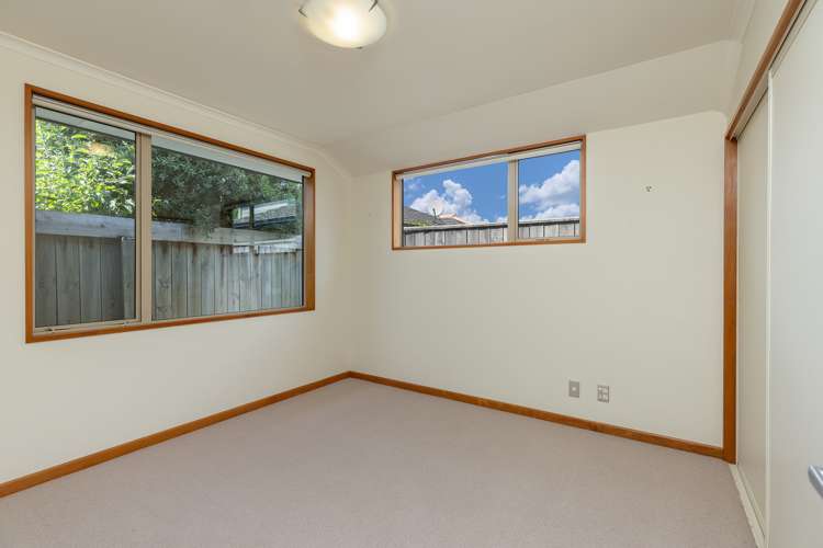 2a Monro Way The Wood_11