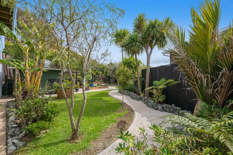 82 Shakespear Road Army Bay_24