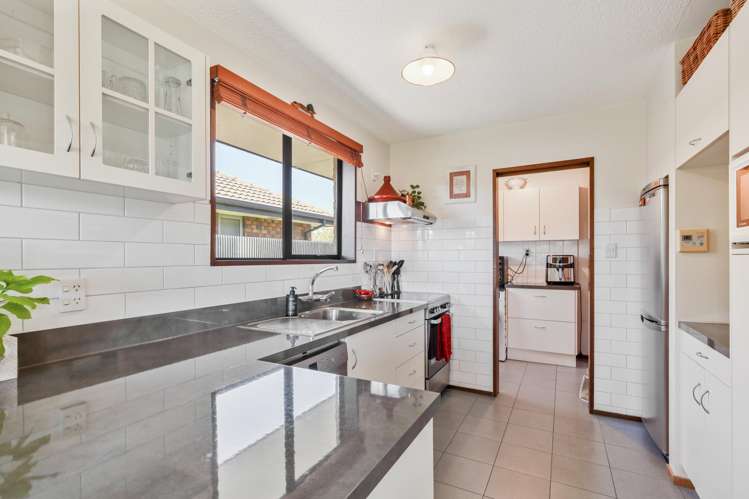 300 Kingsbury Avenue_2