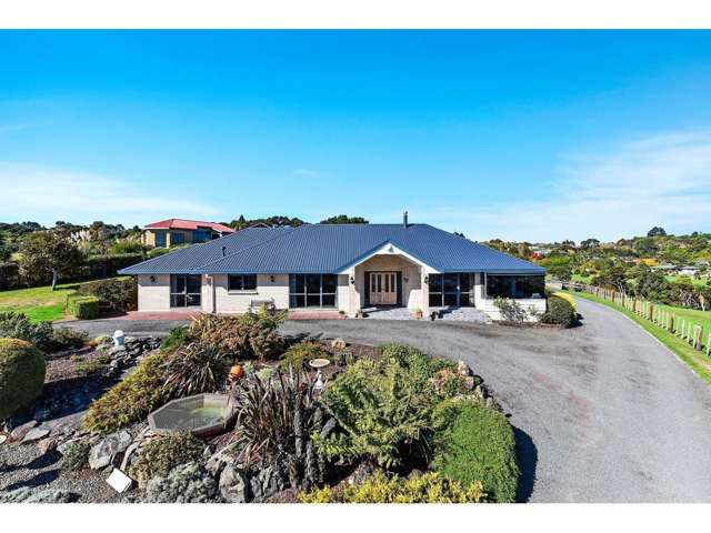 Best of city and country, 320 sqm