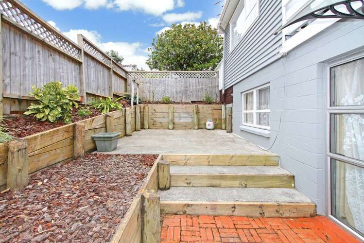 19 Evans Road Glen Eden_6