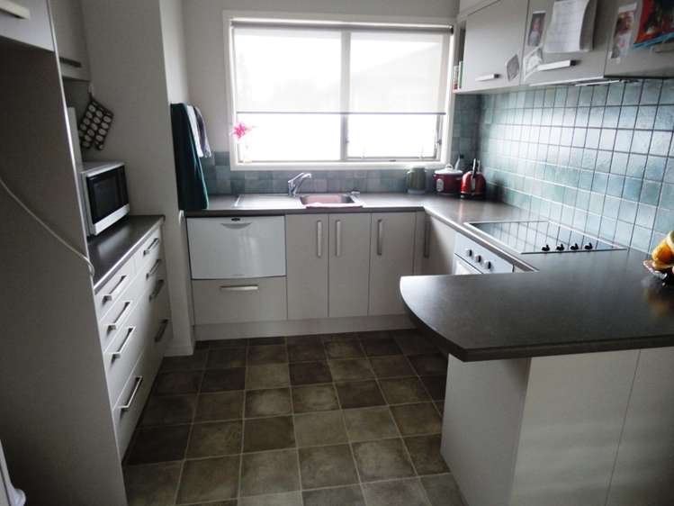 2/76 Wellington Street Howick_5