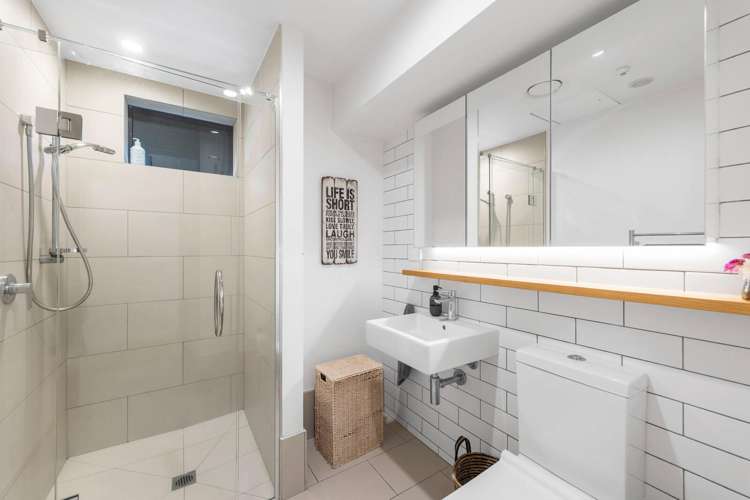 205/30 Enfield Street Mount Eden_13