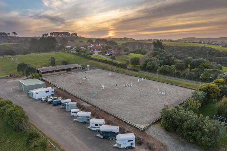 154 Muriwai Valley Road Waimauku_40