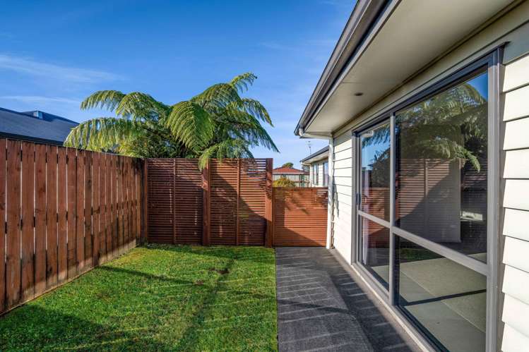 40 Montague Grove Stratford_24