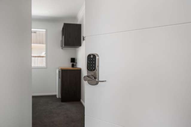 2/30 Cameron Road Hamilton East_2