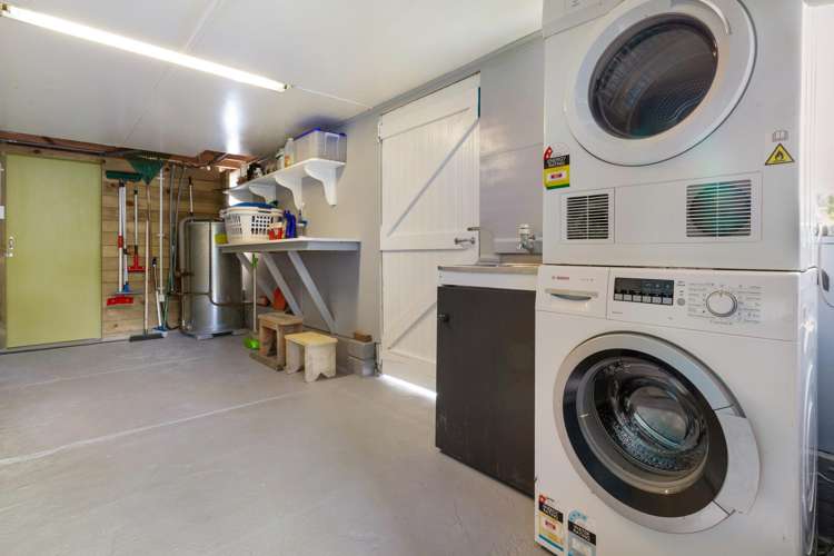 24 Alison Road Surfdale_24