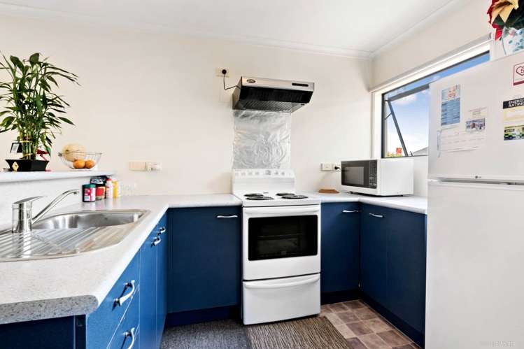 4a Fairdene Avenue Henderson_5