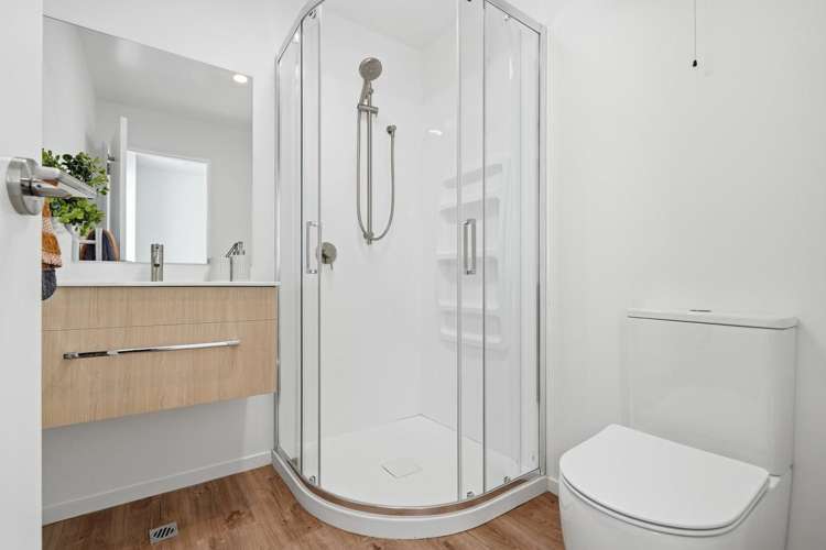 4-8/7 Grove Road Addington_11