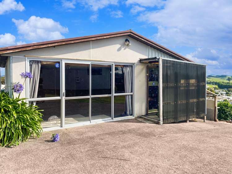 22 Mountain View Road 10917_12