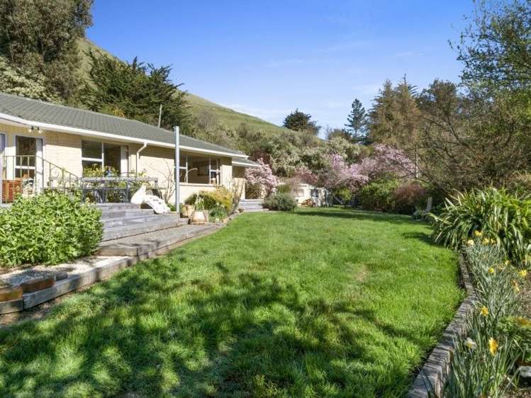 4987 Christchurch Akaroa Road Little River_11