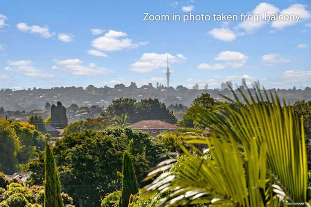 Home & Income - Two Houses on 905m² Land