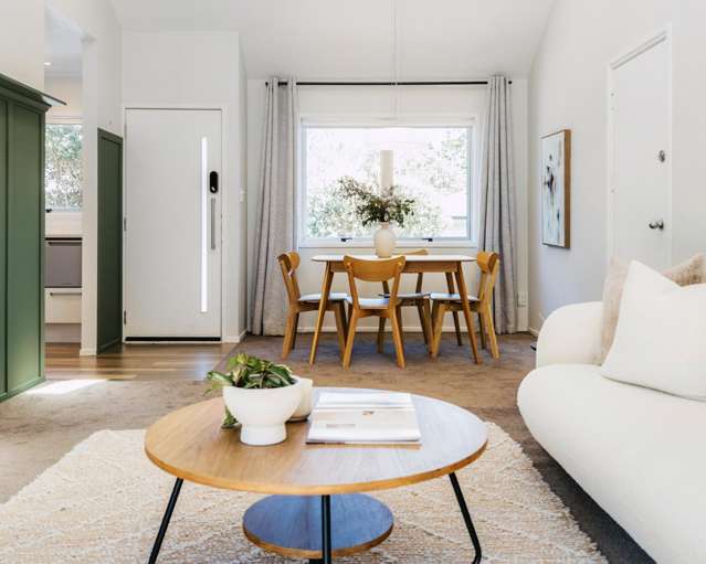 2/1 Gatman Street Birkdale_3