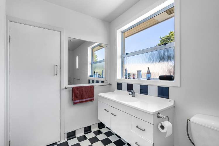 107 Dome Street Newfield_16