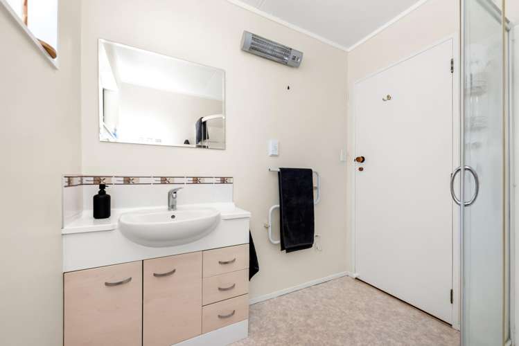 48 Mabey Road Avalon_12