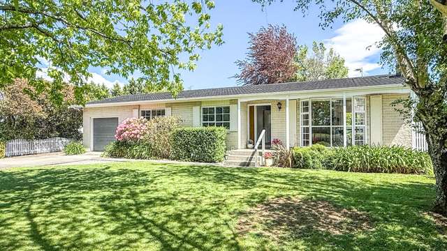 Charming & Spacious 3-Bed Home with Rural Outlook