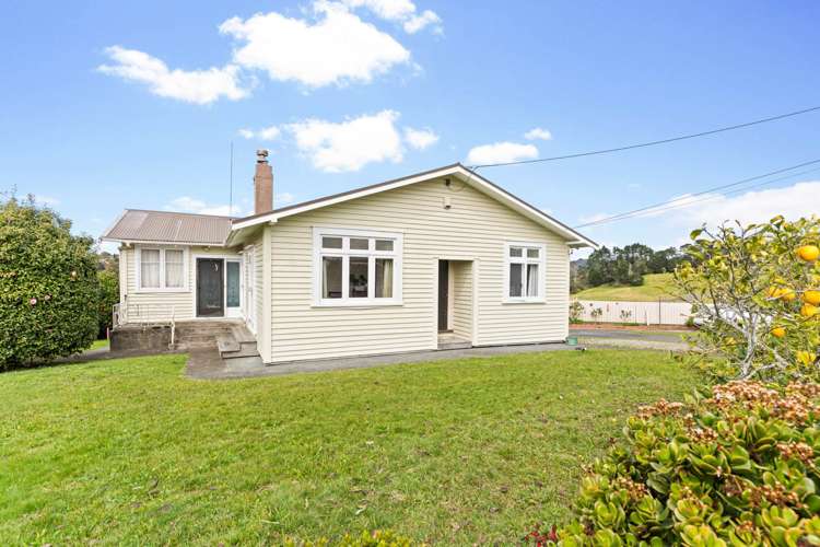 12-16 Holdens Road Henderson_17