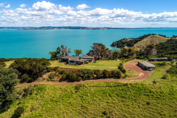 402 Orapiu Road Waiheke Island_5