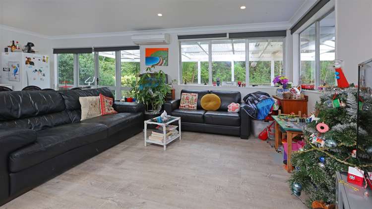 54a Woodside Road Massey_3