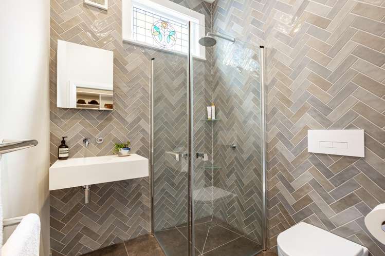 5 Burwah Street Berhampore_16