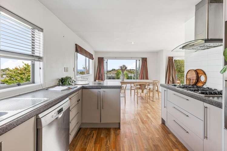 80C Golf Road New Lynn_21
