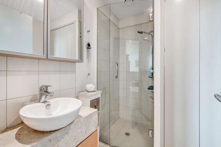 1102/11 Tamariki Avenue Orewa_9