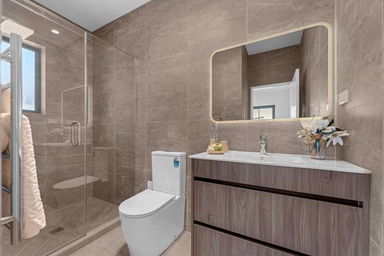 27 Korowhiti Road Clarks Beach_19
