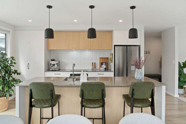 121 Adler Drive Ohauiti_13