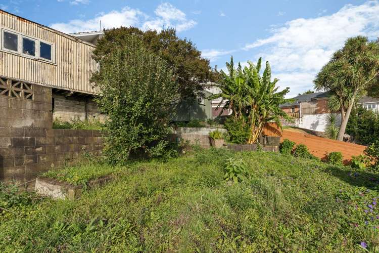 61 Pleasant Road Glen Eden_16