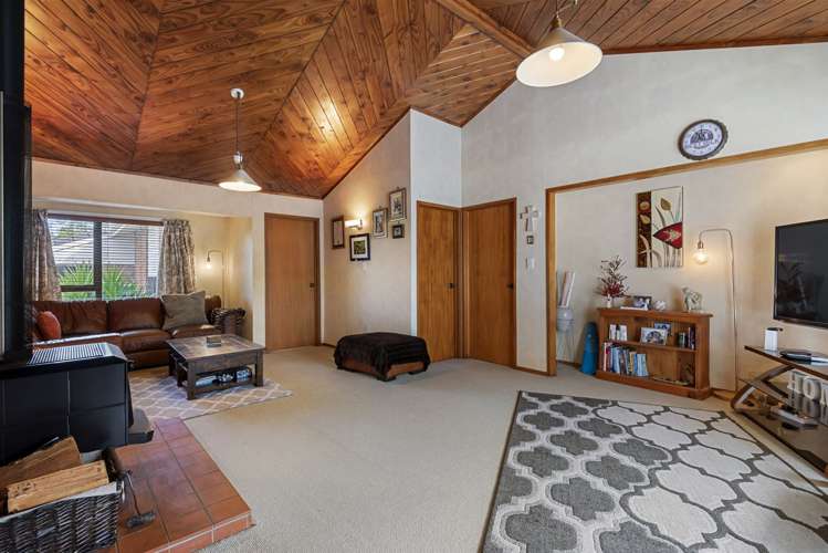 484 Kahikatea Flat Road Waitoki_33