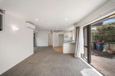17/2 Arawa Street_2