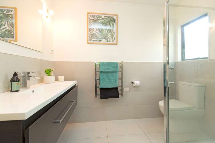 33b Cedar Terrace Stanmore Bay_10