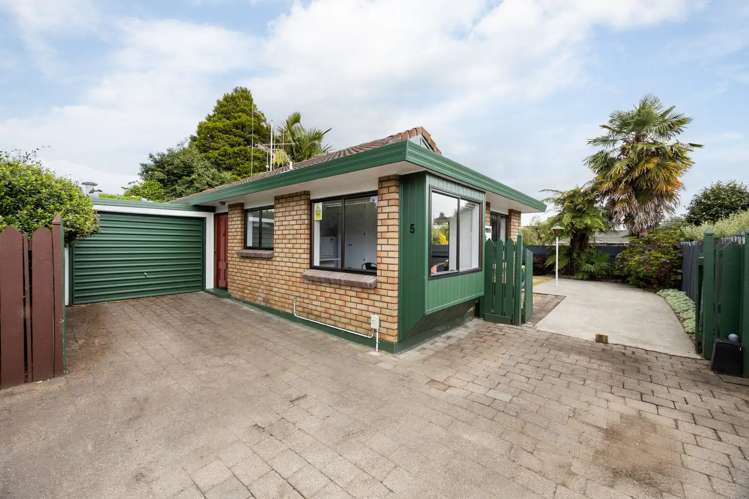 5/64 Hamilton Road_0