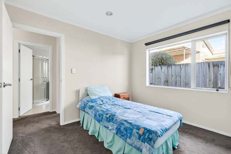 15 Ihimaera Terrace Leamington_12
