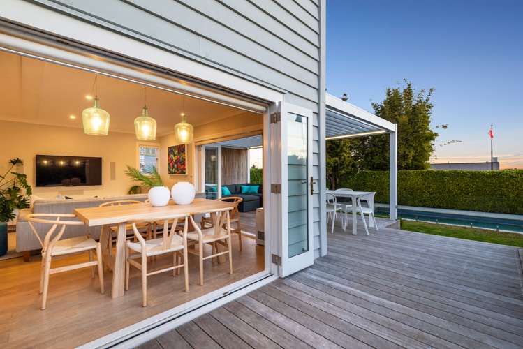 9 Coronation Street Belmont_5