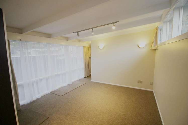 2/127 Seabrook Avenue New Lynn_1