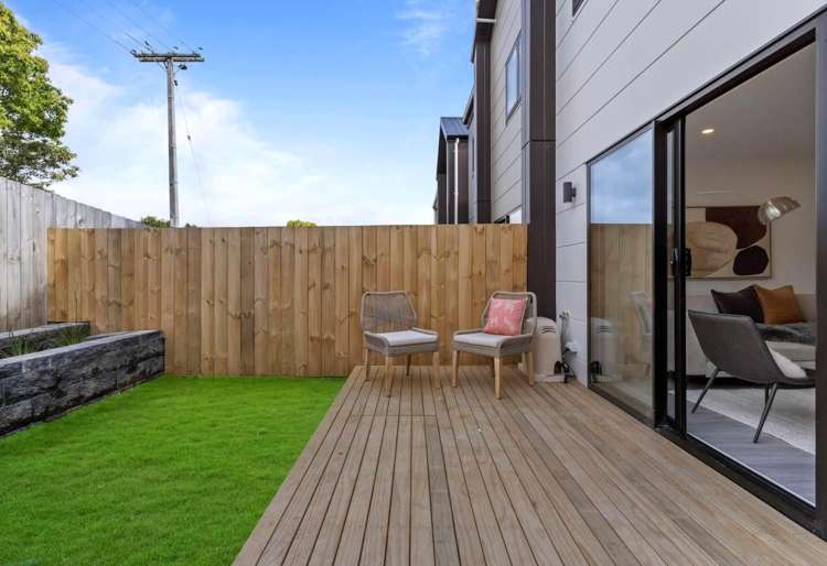 6 Peara Place 11401_11