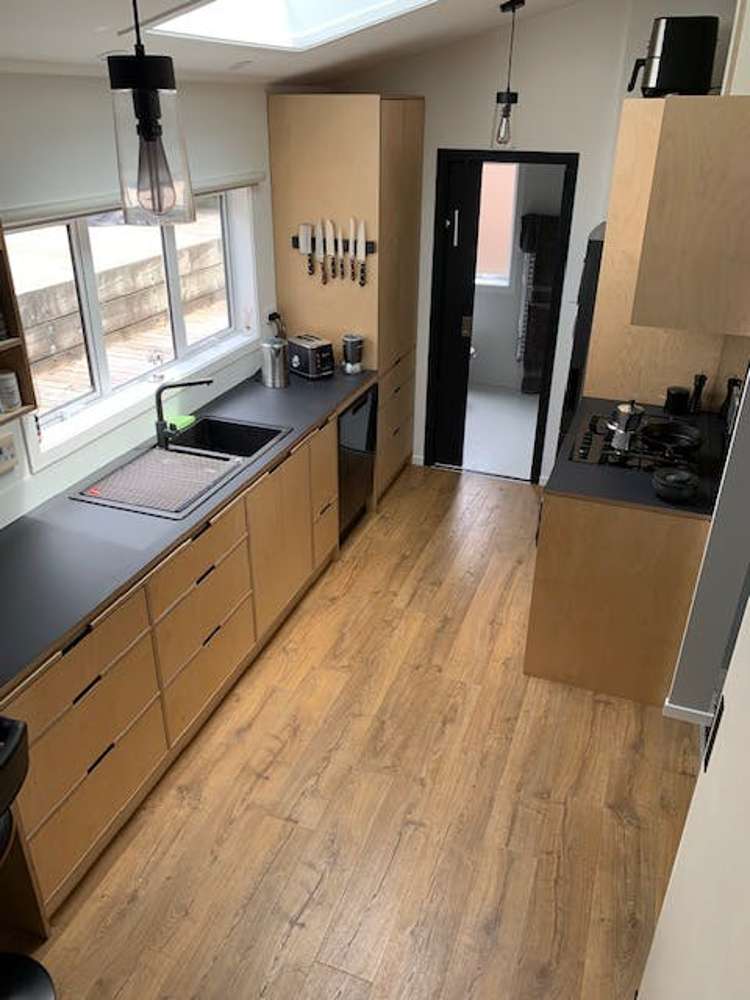 11 Danube Street Island Bay_14