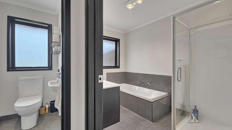 9 Petes Way Lynmore_19