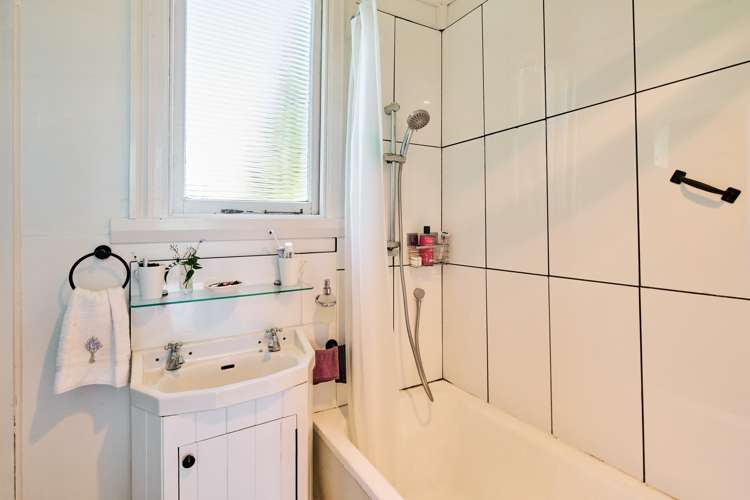 55 Fairview Crescent Kelburn_12