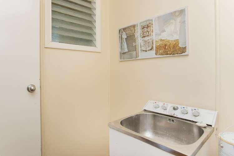 19 Munro Street Elgin_14