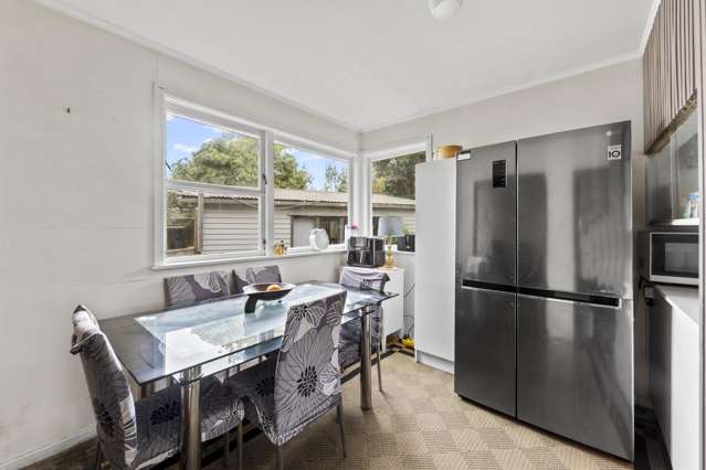 16 Lavinia Crescent Mangere East_3