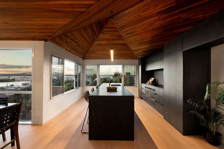 14 Harbour Street_3