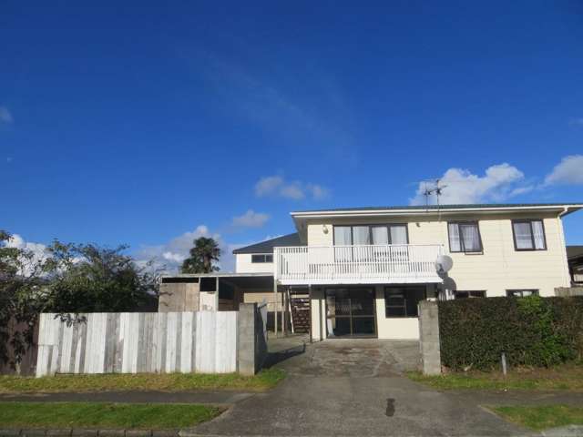 2 Bedroom, Single Carport