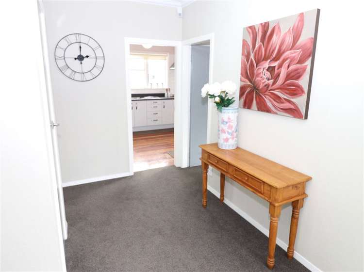 12 George Street Stokes Valley_19