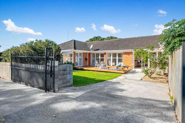 Charming Brick and Tile home in One Tree Hill